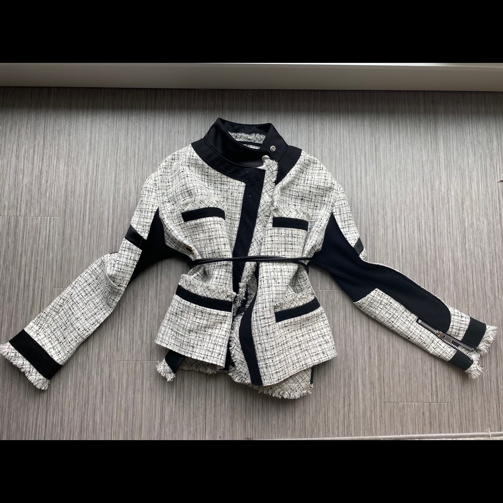 Sacai luxury contrast panel back tie tweed jacket